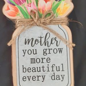 NWT  4 1/2 ×7 1/2  Mother plaque with tulips